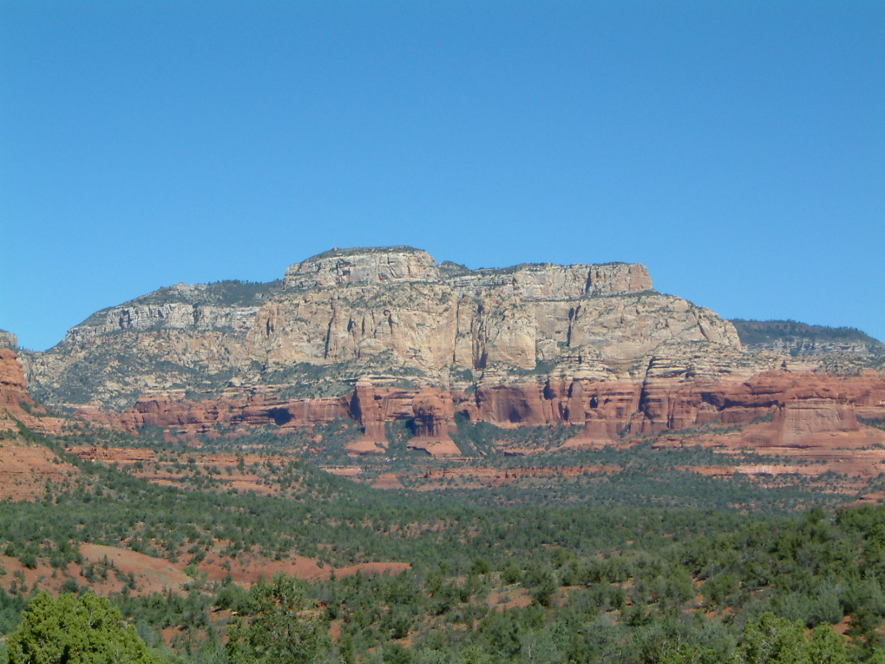 Image of :20040923_redrock2.JPG