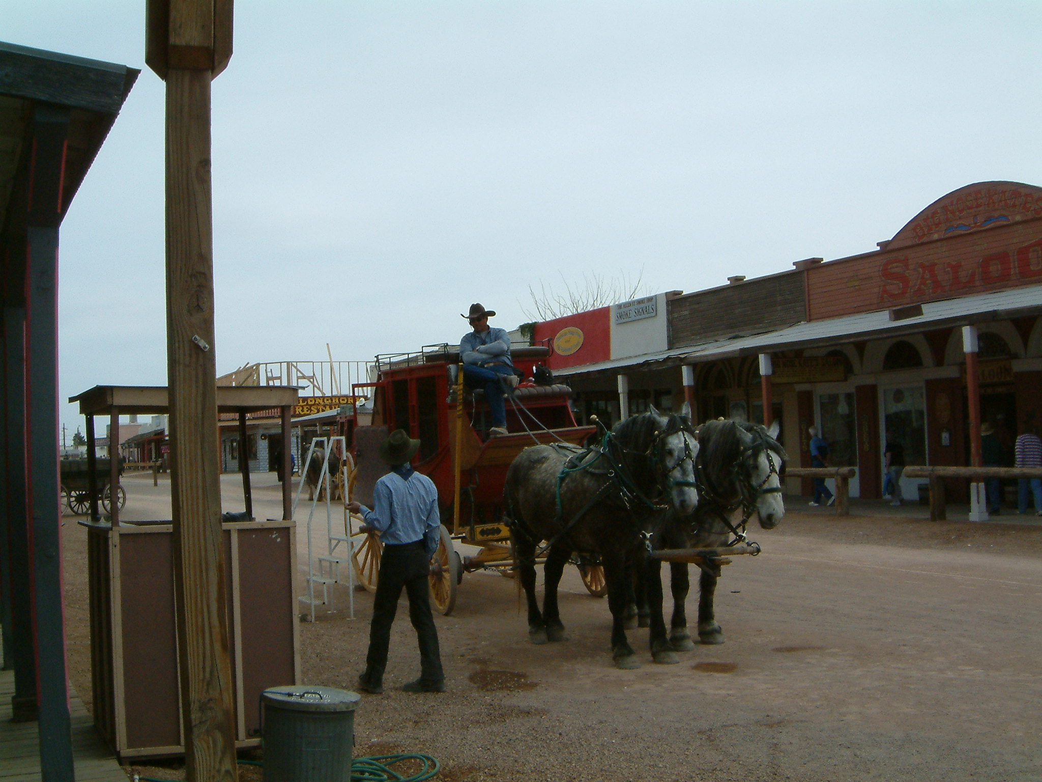 Image of :20060111_tombstone1.JPG