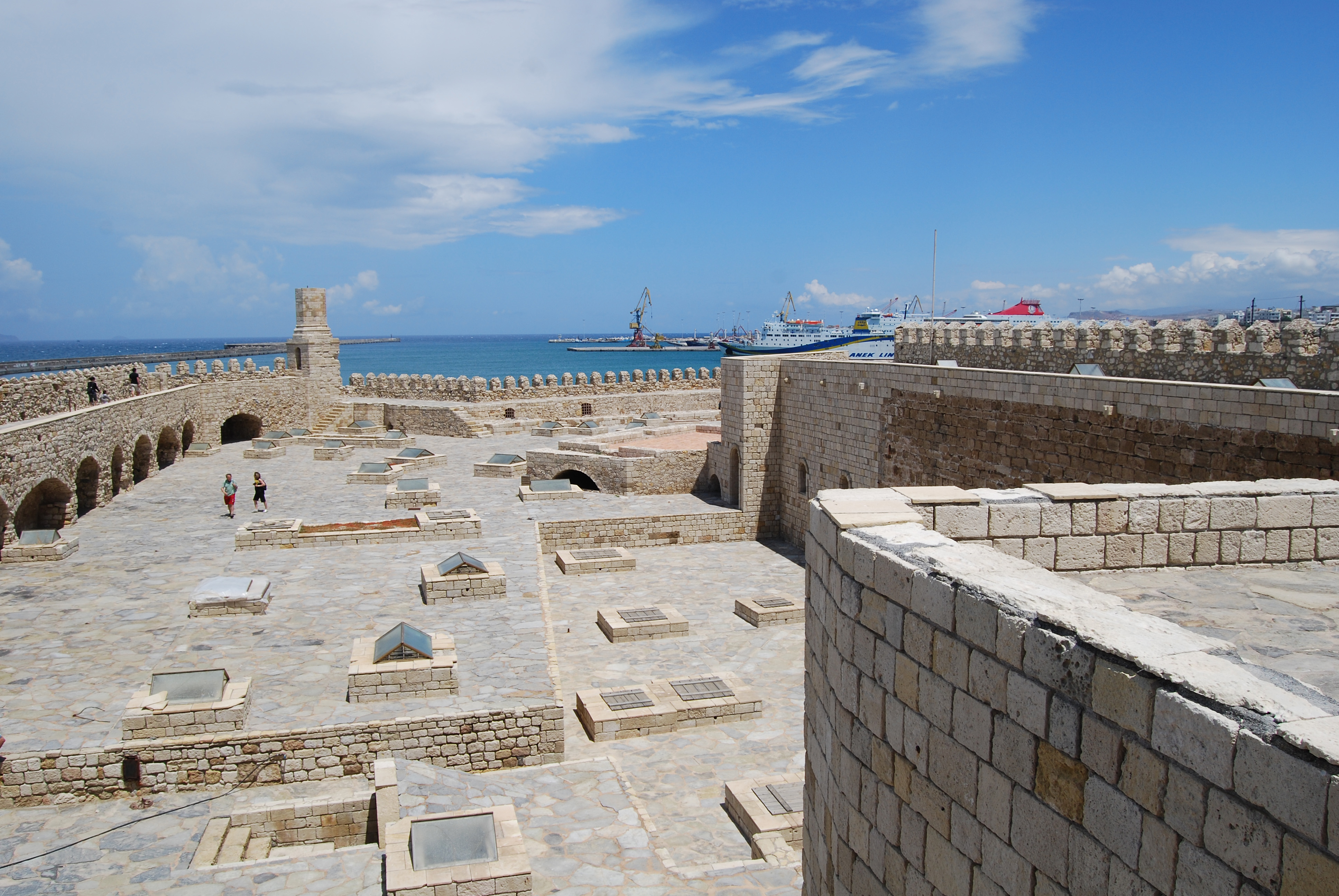 Image of :Iraklion0522_0136.JPG